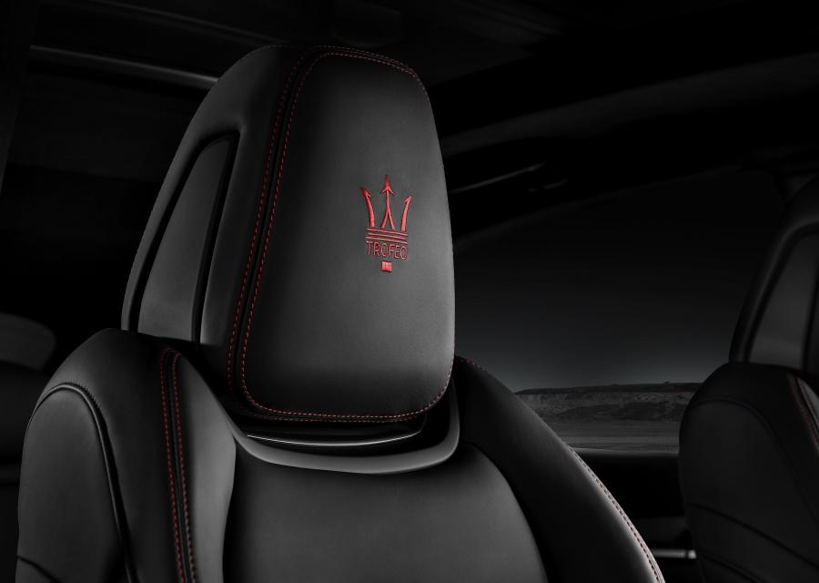 Детали интерьера Maserati Levante Trofeo 2018 года  (WW) (фото 23 из 62)